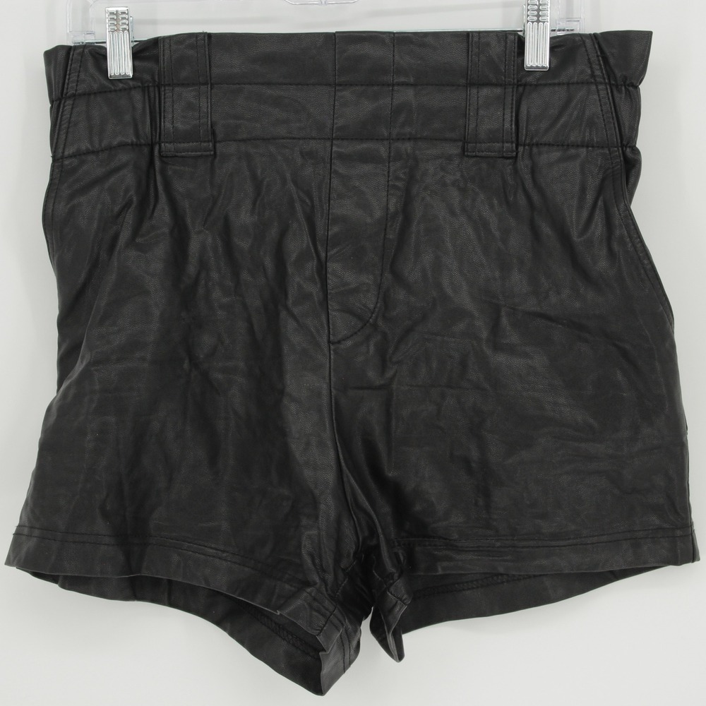 IRIS Women's‎ Black Faux Leather Paperbag Waist Shorts Size Medium